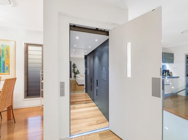 Commercial and residential lift